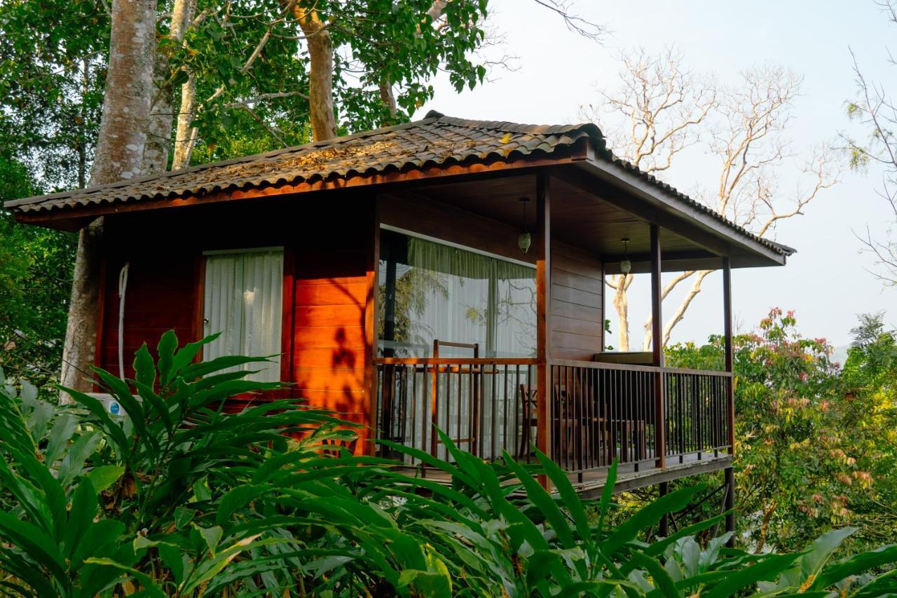 Southern Panorama Indriya Resorts & Spa Муннар Экстерьер фото